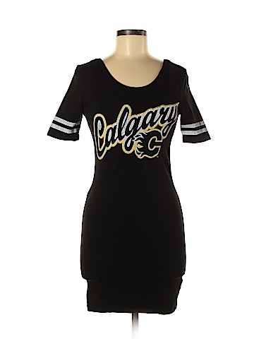 Forever 21 Long Sleeve T-Shirt (view 1)