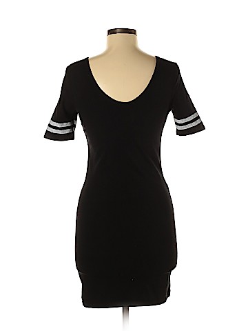 Forever 21 Long Sleeve T-Shirt (view 2)