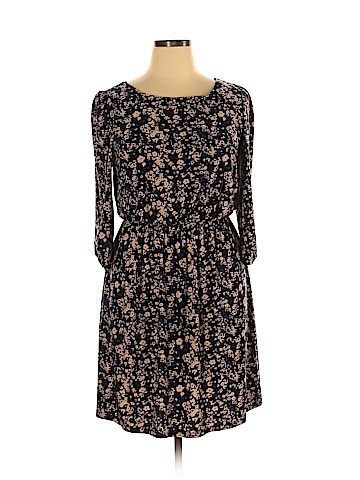 Gilli Casual Dress (view 1)