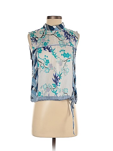 Tiny Sleeveless Blouse (view 1)