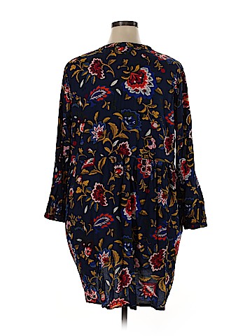 Old Navy Casual Dress (view 2)