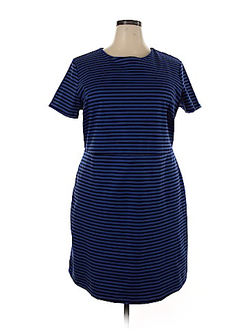 Old Navy Casual Dress (view 1)