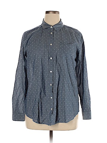Liz Claiborne Long Sleeve Button-Down Shirt (view 1)