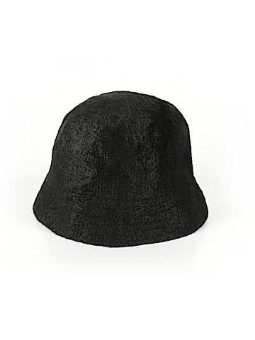 Gap Hat (view 1)