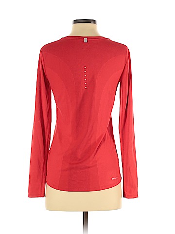 Nike Active T-Shirt (view 2)