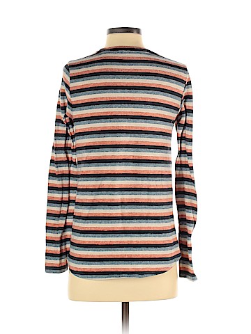 American Eagle Outfitters Pullover Sweater (view 2)