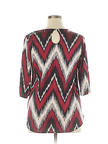 Star Vixen 3/4 Sleeve Top (view 2)