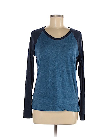 Mossimo Supply Co. Long Sleeve T-Shirt (view 1)