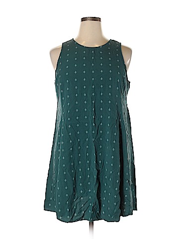 Old Navy Casual Dress (view 1)