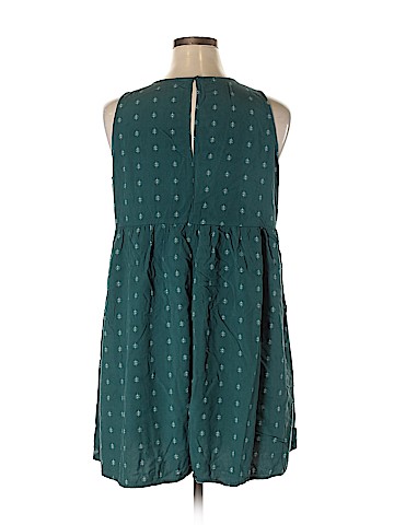 Old Navy Casual Dress (view 2)