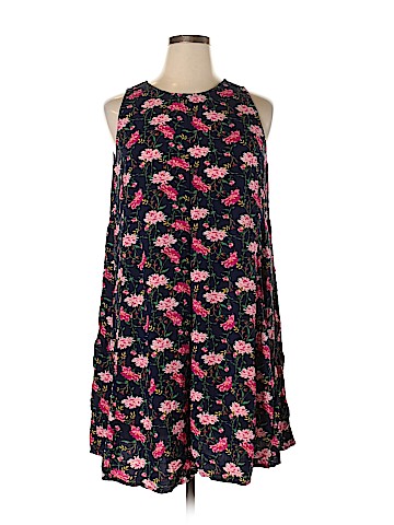 Old Navy Casual Dress (view 1)
