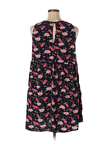 Old Navy Casual Dress (view 2)