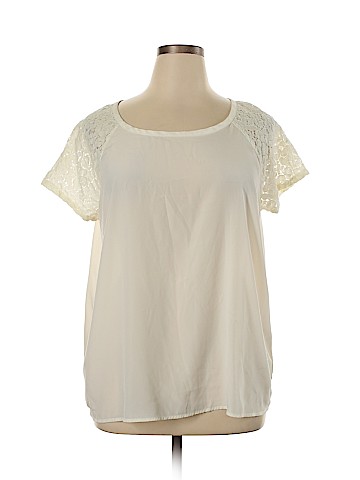 Old Navy Short Sleeve Blouse (view 1)