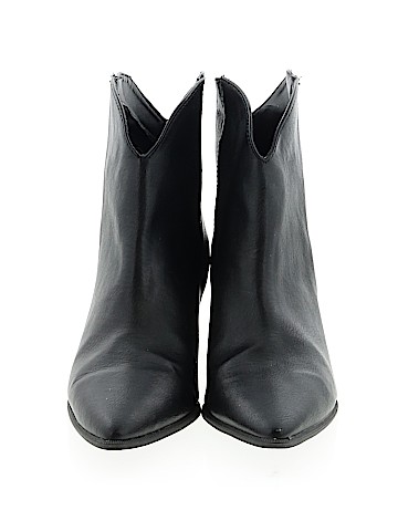 Qupid Boots (view 2)