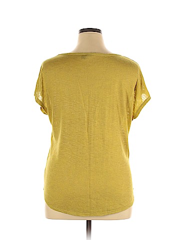 a.n.a. A New Approach Short Sleeve Top (view 2)