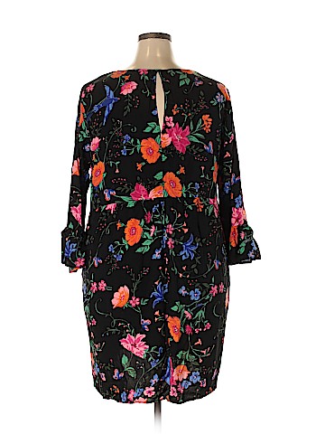 Old Navy Casual Dress (view 2)