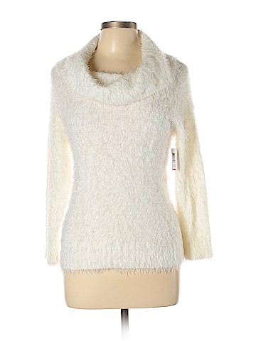 No Boundaries Pullover Sweater (view 1)