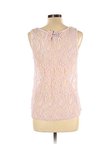 Romeo & Juliet Couture Sleeveless Top (view 2)