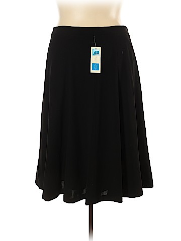 Covington Outlet Casual Skirt (view 2)