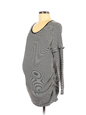 Gap - Maternity Long Sleeve T-Shirt (view 1)