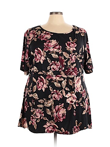 PIPHANY Short Sleeve Top (view 1)