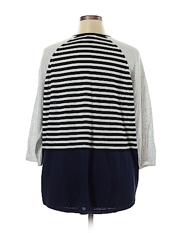 Old Navy Pullover Sweater (view 2)