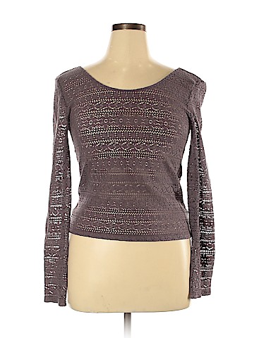 American Eagle Outfitters Long Sleeve Top (view 1)