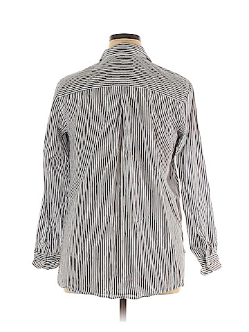Old Navy Long Sleeve Button-Down Shirt (view 2)