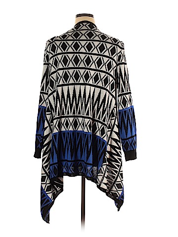 Attitudes by Renee Cardigan (view 2)