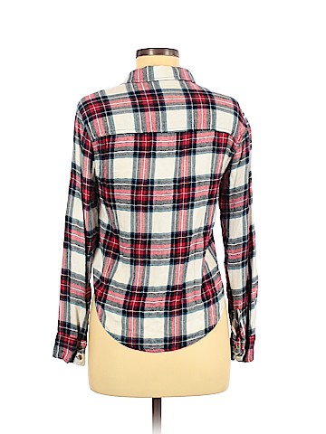 Forever 21 Long Sleeve Button-Down Shirt (view 2)