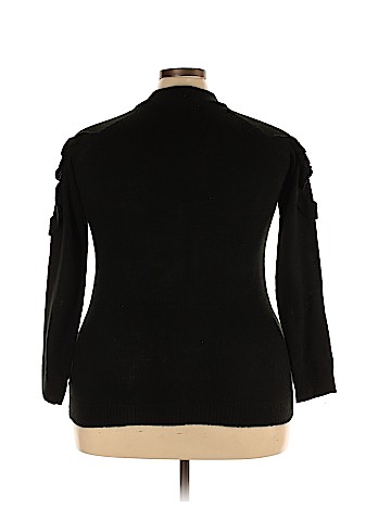 Evelyn Taylor Pullover Sweater (view 2)