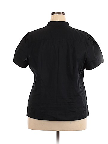 Elle Short Sleeve Button-Down Shirt (view 2)