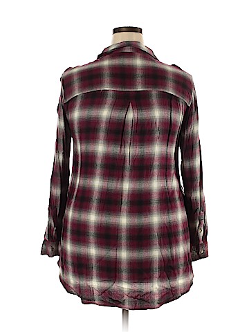 American Eagle Outfitters Long Sleeve Button-Down Shirt (view 2)