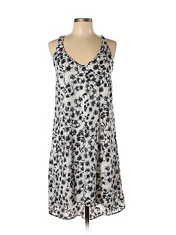 H&M Casual Dress (view 1)