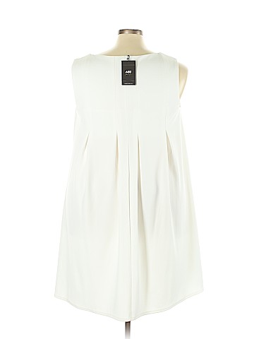 Assorted Brands Casual Dress (view 2)