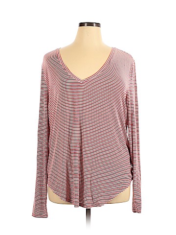 Old Navy 3/4 Sleeve T-Shirt (view 1)