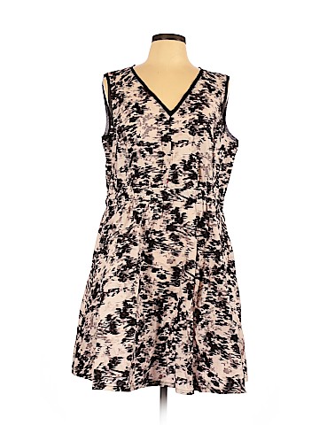 Simply Vera Vera Wang Casual Dress (view 1)