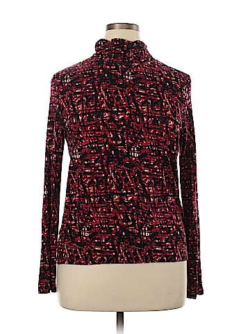 Leo & Nicole Long Sleeve Top (view 1)