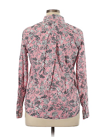 Croft & Barrow Long Sleeve Button-Down Shirt (view 2)