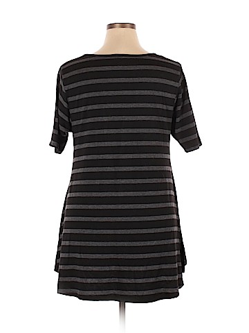 Lularoe Short Sleeve T-Shirt (view 2)