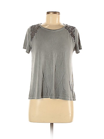 American Eagle Outfitters Short Sleeve T-Shirt (view 1)