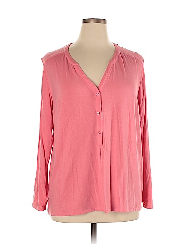 Ava & Viv 3/4 Sleeve Top (view 1)