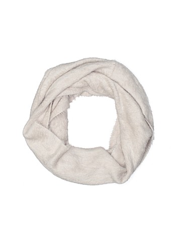 Cejon Scarf (view 1)