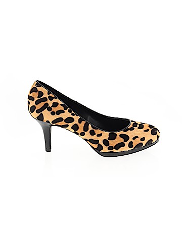 Kelly & Katie Heels (view 1)