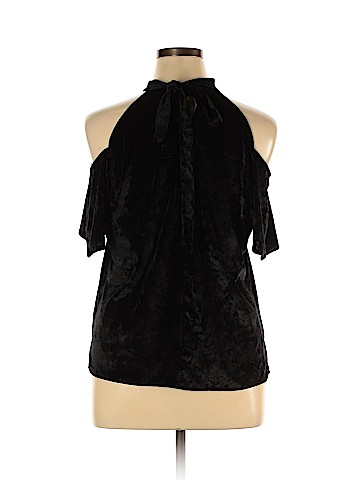 Sweet Pea for New York & Company Short Sleeve Blouse (view 2)