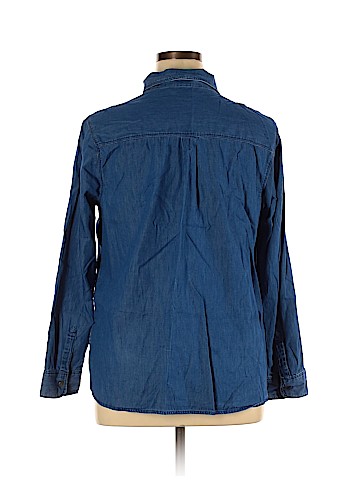 Old Navy Long Sleeve Button-Down Shirt (view 2)