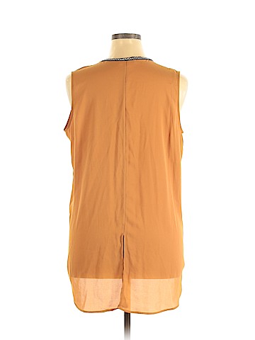 DR2 Sleeveless Blouse (view 2)