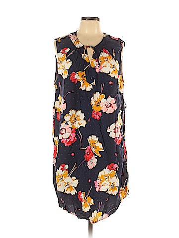 Old Navy Casual Dress (view 1)