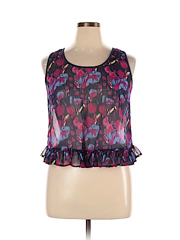 Derek Heart Sleeveless Blouse (view 1)