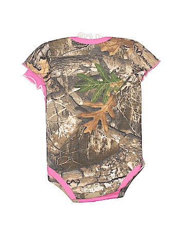 Realtree Short Sleeve Onesie (view 2)